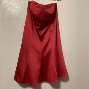 David’s Bridal Strapless Prom Wedding Guest Dress Gorgeous raspberry size 16